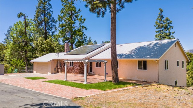 Detail Gallery Image 1 of 72 For 5750 Glacier Point, Mariposa,  CA 95338 - 3 Beds | 2 Baths