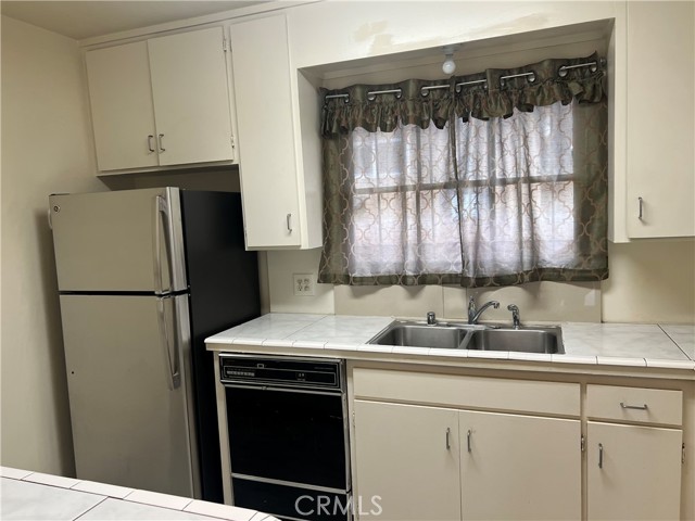 5251 Laurel Street, San Diego CA: https://media.crmls.org/medias/91ecda63-7a61-4887-81d9-5f9317f0eb45.jpg