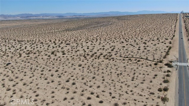 70100 2 Mile Road, 29 Palms CA: https://media.crmls.org/medias/91ece923-003b-4a50-be5b-5a5331c48499.jpg