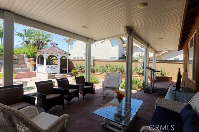 40203 Grenache Court, Murrieta CA: https://media.crmls.org/medias/91ee151d-7c4f-4de1-9e45-2a486b56cd5e.jpg