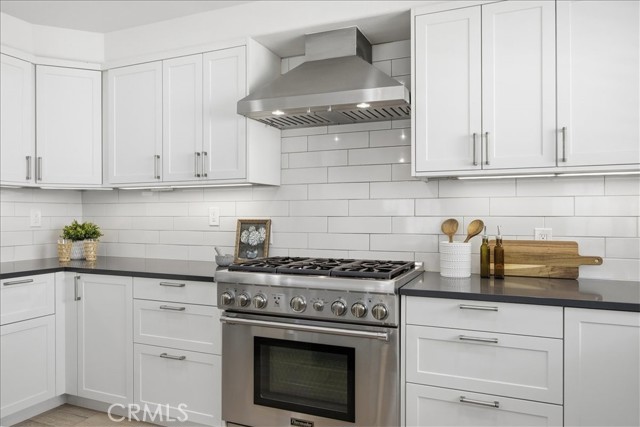 608 Palm Drive, Hermosa Beach, California 90254, 2 Bedrooms Bedrooms, ,2 BathroomsBathrooms,Residential,For Sale,Palm,SB26088243