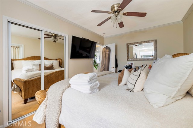 1003 Seal Way, Seal Beach CA: https://media.crmls.org/medias/91efeb94-beaf-4596-87f0-7ce06384c894.jpg