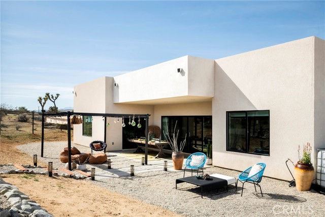 Detail Gallery Image 32 of 74 For 59621 Mesa Dr, Yucca Valley,  CA 92284 - 3 Beds | 3/1 Baths