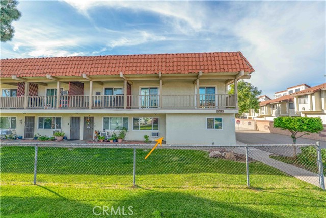 Front Image Thumbnail for CRDW26031268