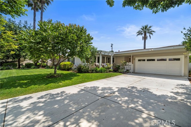 13782 Gershon Place, North Tustin CA: https://media.crmls.org/medias/91f26b05-41db-4d66-9145-170d431b5cc9.jpg