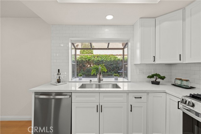 22557 Fenwall Drive, Saugus CA: https://media.crmls.org/medias/91f277c1-9b34-483b-a68f-9f59cb6d1361.jpg