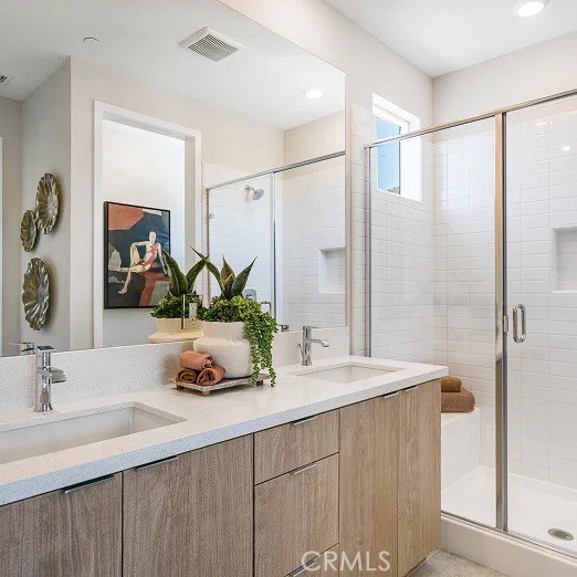 Detail Gallery Image 9 of 23 For 2642 Prairie Rose Ln, Palm Springs,  CA 92264 - 3 Beds | 3 Baths