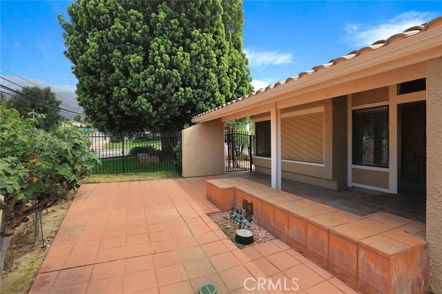 Detail Gallery Image 3 of 25 For 9513 Sunflower St, Rancho Cucamonga,  CA 91737 - 4 Beds | 3 Baths