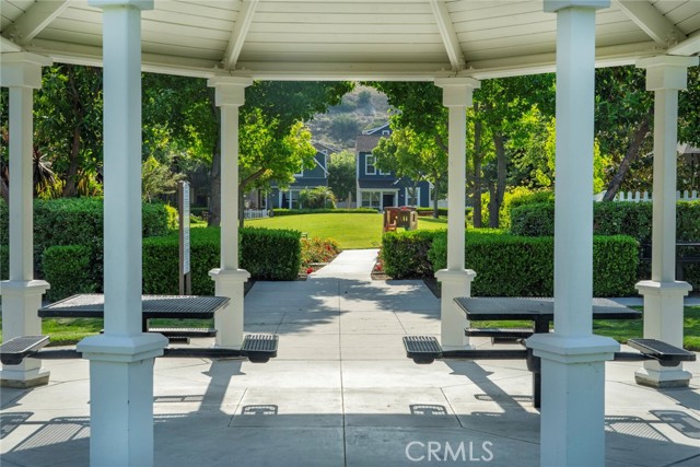 1 Evergreen Road, Ladera Ranch CA: https://media.crmls.org/medias/91f3ef6e-c0e6-4729-a500-b3c365e42e13.jpg