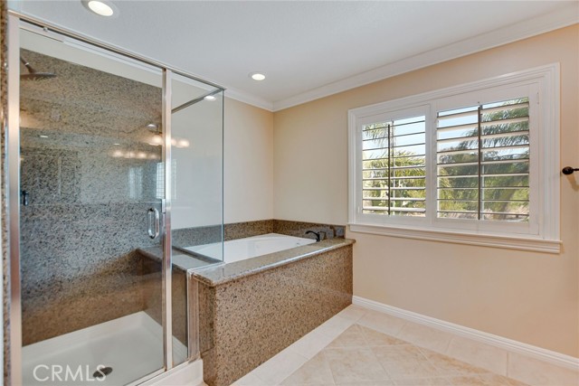 Detail Gallery Image 40 of 75 For 303 Sunburst Ln, Corona,  CA 92879 - 6 Beds | 4/2 Baths