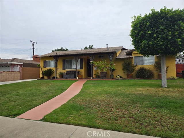 Detail Gallery Image 3 of 35 For 1165 E Alvarado St, Pomona,  CA 91767 - 4 Beds | 3 Baths