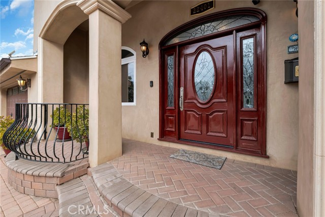 22401 Baltar Street photo 3