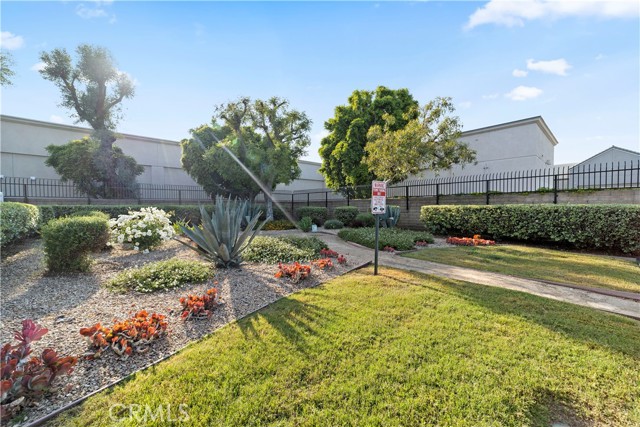 Detail Gallery Image 23 of 26 For 815 W Grondahl St #D,  Covina,  CA 91722 - 2 Beds | 2 Baths