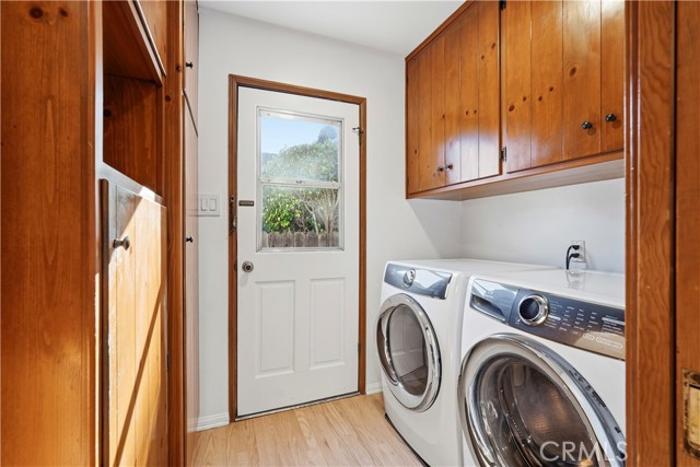 Detail Gallery Image 11 of 35 For 9207 Whitaker Ave, Northridge,  CA 91343 - 4 Beds | 2 Baths