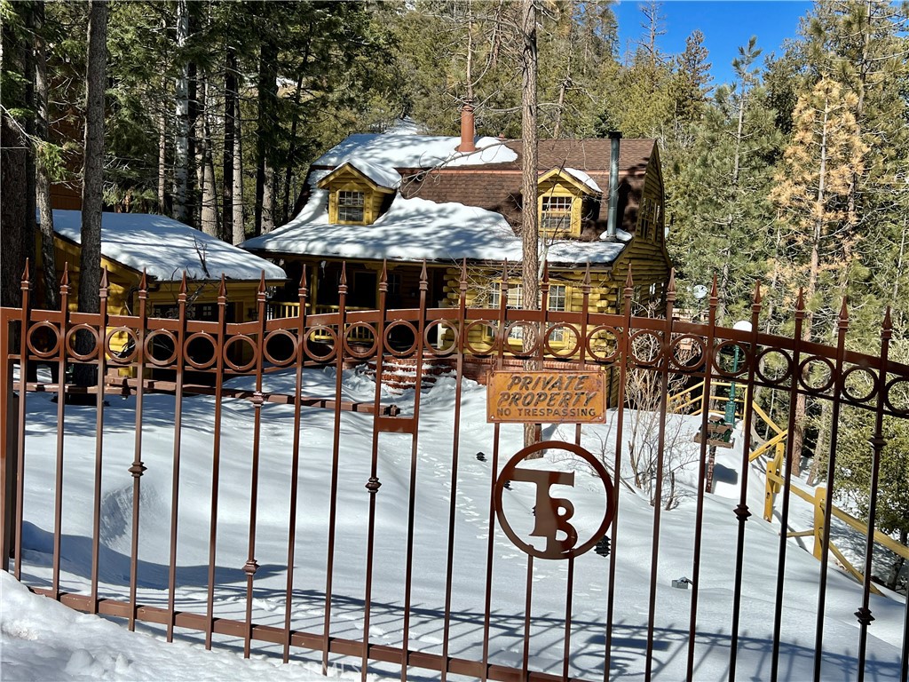 1217 Azalea Drive, Pine Mountain Club, CA 93222