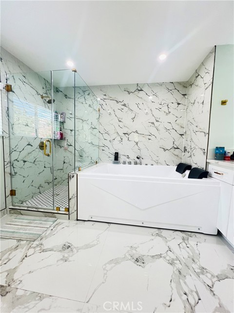 Detail Gallery Image 14 of 28 For 23777 Mulholland Hwy #9, Calabasas,  CA 91302 - 3 Beds | 2 Baths