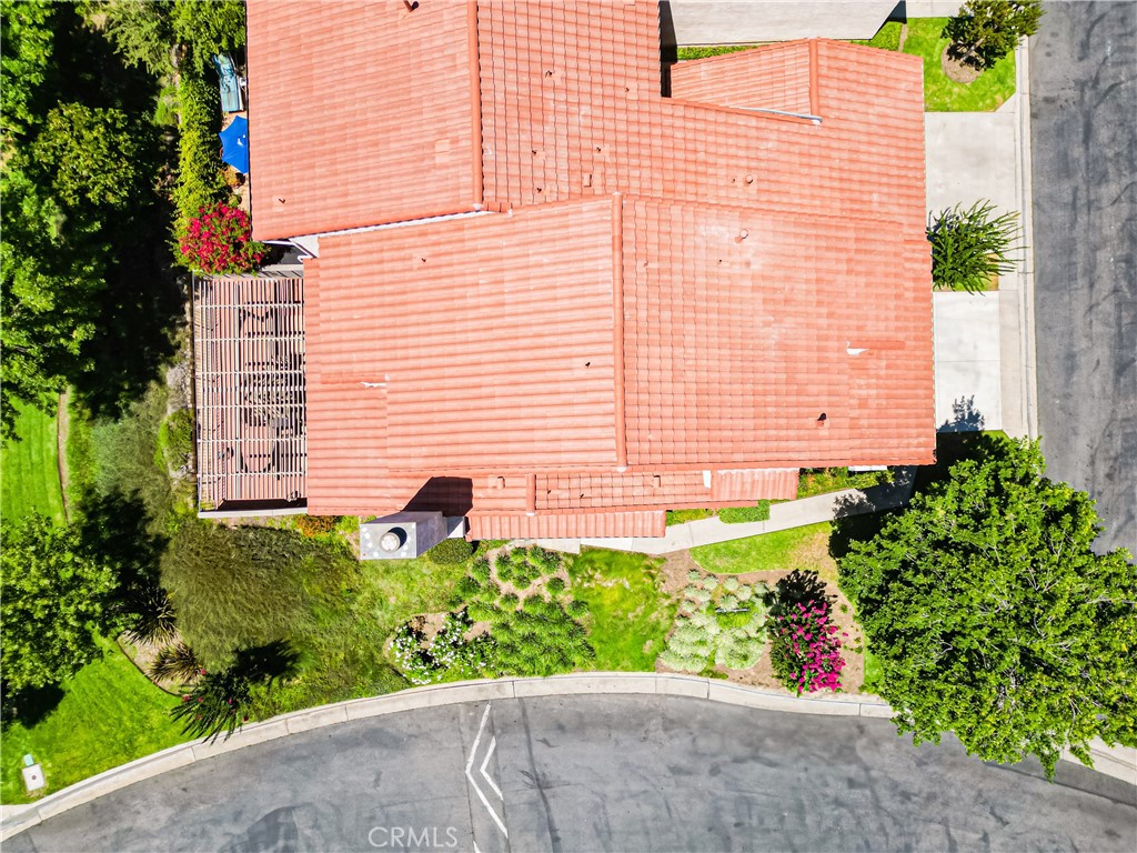 https://media.crmls.org/medias/91f7cb83-348d-4441-95a8-e7805c8051f6.jpg?preset=X-Large