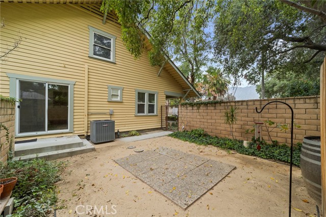 Detail Gallery Image 27 of 32 For 316 E Foothill Bld, Glendora,  CA 91741 - 3 Beds | 2 Baths