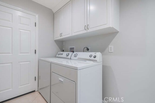 Detail Gallery Image 25 of 30 For 3325 Alginet, Encino,  CA 91436 - 6 Beds | 4/1 Baths