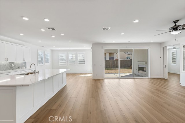 Detail Gallery Image 6 of 58 For 1626 Corte Medialuna, Chula Vista,  CA 91913 - 5 Beds | 4/1 Baths