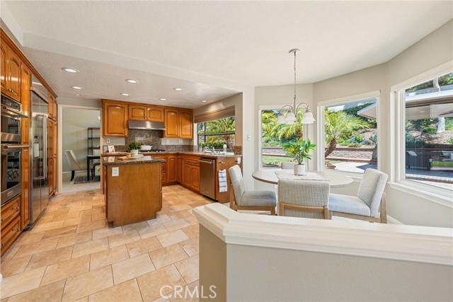 6335 E Smokey Avenue, Orange CA: https://media.crmls.org/medias/91f8a6ae-dbba-4974-8fa8-ac1b30a581ef.jpg
