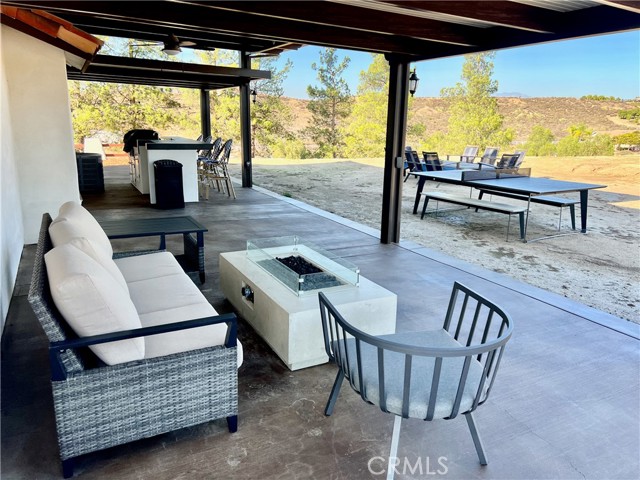 35251 Calle Campo, Temecula CA: https://media.crmls.org/medias/91f8f853-ec43-4335-aaf7-81d304a09e78.jpg