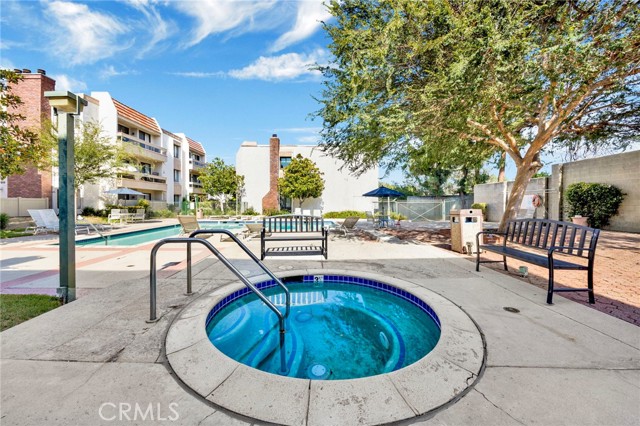 5533 Edward E Horton Lane, Encino CA: https://media.crmls.org/medias/91f93551-cbb1-470e-a275-003cab94af13.jpg