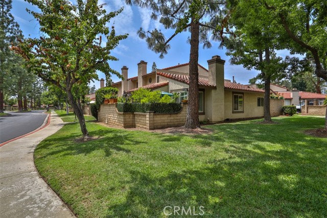 9793 Louise Way, Rancho Cucamonga CA: https://media.crmls.org/medias/91f93585-2349-44ea-ba93-64c2cd520007.jpg