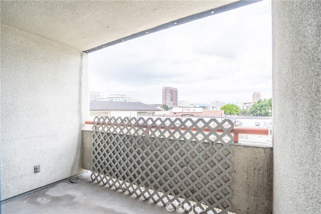 Detail Gallery Image 23 of 24 For 222 S Central, Los Angeles,  CA 90012 - 2 Beds | 2 Baths