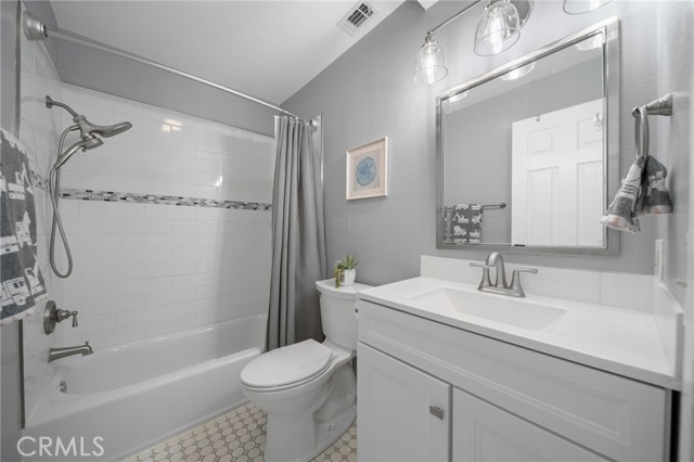 Detail Gallery Image 12 of 43 For 101 Poxon Pl, West Covina,  CA 91790 - 3 Beds | 2/1 Baths