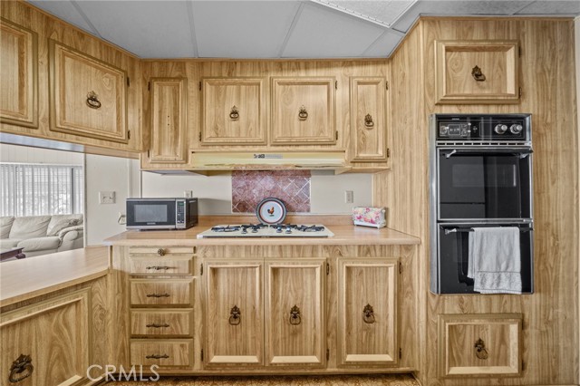 Detail Gallery Image 16 of 39 For 27701 Murrieta Rd #121,  Menifee,  CA 92586 - 2 Beds | 2 Baths