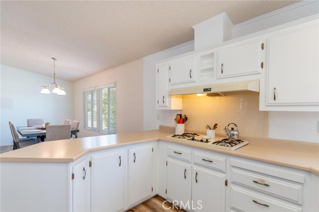 Detail Gallery Image 5 of 37 For 38370 via Taffia, Murrieta,  CA 92563 - 2 Beds | 2 Baths