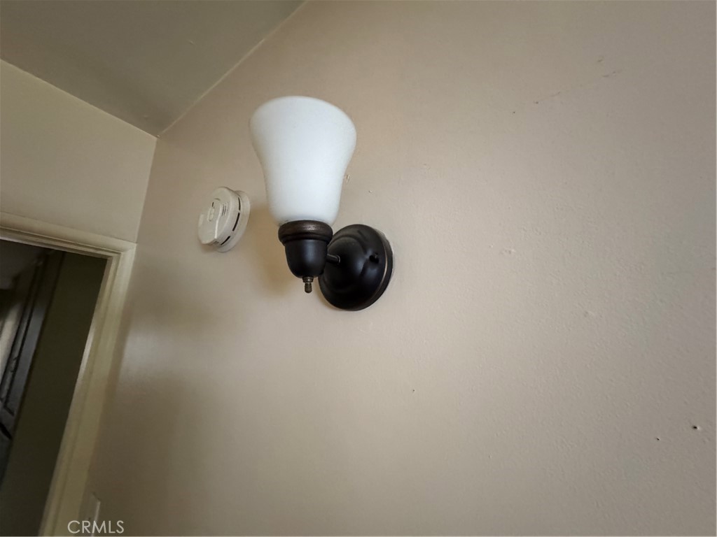 https://media.crmls.org/medias/91fdbec9-fee4-42d1-9eff-7fbdd4514930.jpg?preset=X-Large
