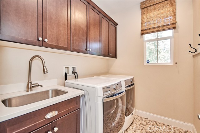 Detail Gallery Image 27 of 32 For 2970 E via Fiano, Ontario,  CA 91764 - 3 Beds | 2/1 Baths