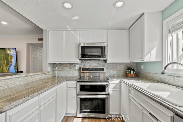 Detail Gallery Image 12 of 30 For 21492 Oakbrook, Mission Viejo,  CA 92692 - 3 Beds | 2/1 Baths