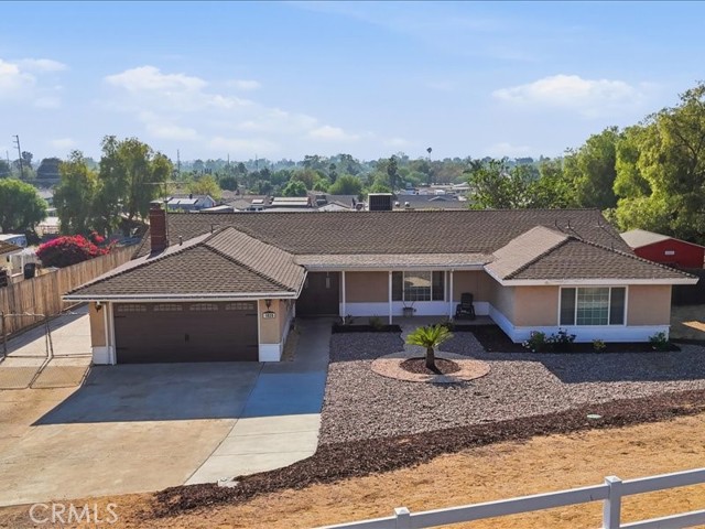 Detail Gallery Image 4 of 75 For 1826 Hillside, Norco,  CA 92860 - 4 Beds | 2 Baths