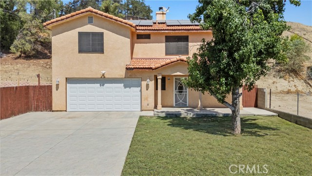 30045 Marvin Avenue, Castaic CA: https://media.crmls.org/medias/91ff2774-d1f0-42c2-a255-da1e7dbc126f.jpg