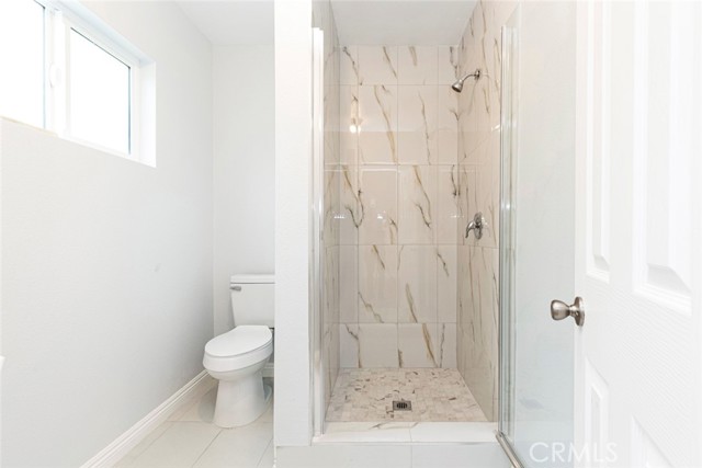 Detail Gallery Image 6 of 12 For 6250 Vineland #4,  North Hollywood,  CA 91606 - 0 Beds | 1 Baths