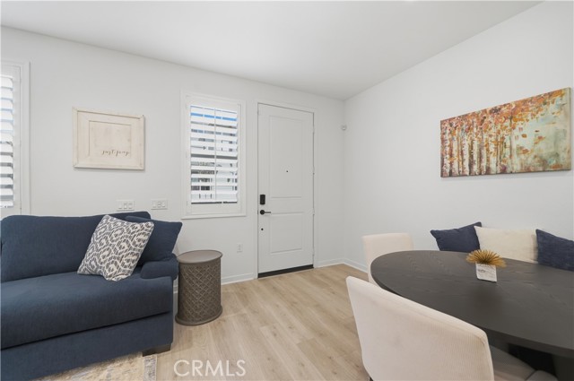 Detail Gallery Image 6 of 49 For 32340 Brunello Way, Temecula,  CA 92591 - 3 Beds | 2/1 Baths