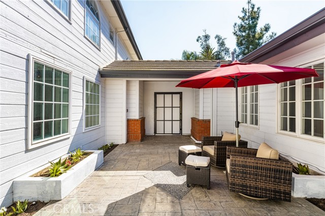 Courtyard off dining room