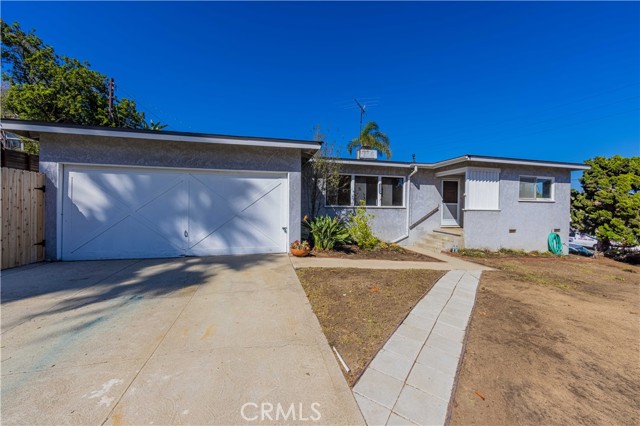 1308 Irena Avenue, Redondo Beach, California 90277, 3 Bedrooms Bedrooms, ,1 BathroomBathrooms,Residential,Sold,Irena,SB22205382