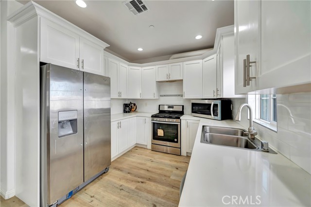1101 N Maclay Avenue, San Fernando CA: https://media.crmls.org/medias/92012d60-9a29-4042-be06-a476de83f9d0.jpg