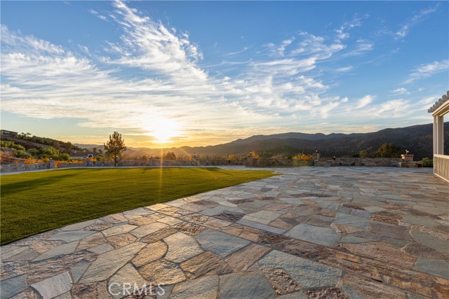 Detail Gallery Image 3 of 38 For 20245 Paseo Montana, Murrieta,  CA 92562 - 4 Beds | 3 Baths