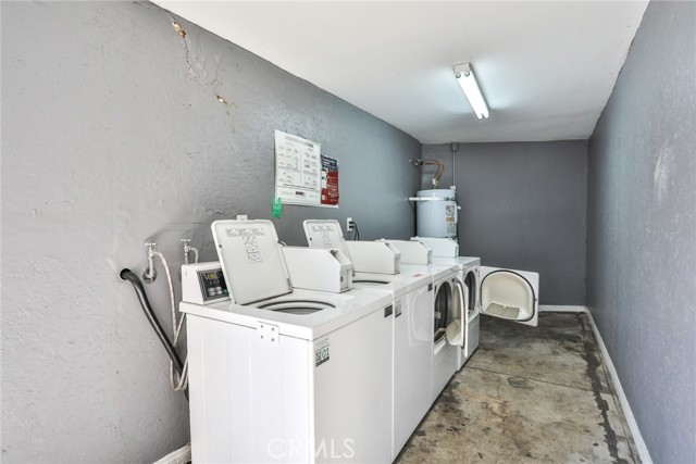 Detail Gallery Image 30 of 34 For 2867 Edgehill Dr, Los Angeles,  CA 90018 - – Beds | – Baths