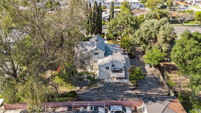 Detail Gallery Image 4 of 42 For 318 E 11th St, Pomona,  CA 91766 - 5 Beds | 2/1 Baths