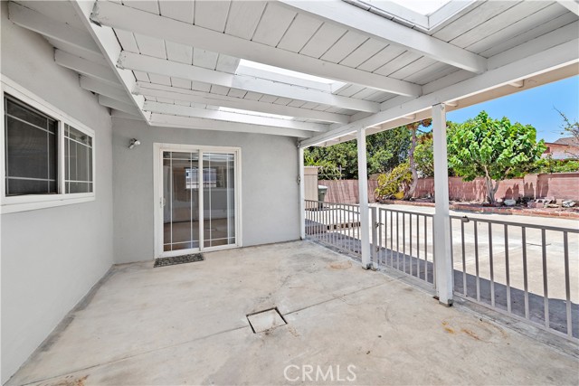 Image 18 of 22 For 3137 Olinda Ln