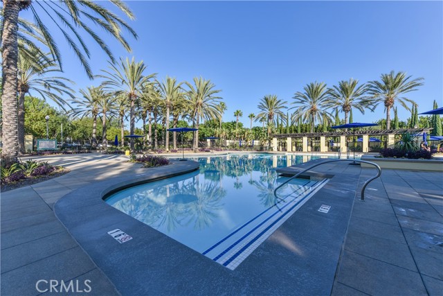 80 Great, Irvine CA: https://media.crmls.org/medias/920326f5-3aef-40e6-802d-d8c01343a836.jpg