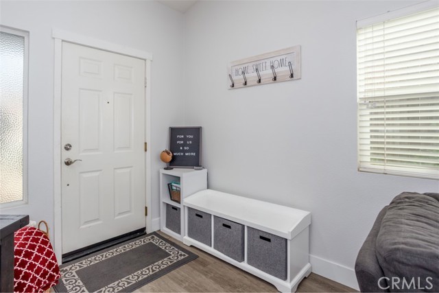 33183 Eagle Point Drive, Yucaipa CA: https://media.crmls.org/medias/9203620a-9d4d-465a-9e52-c5e3f1c2a5af.jpg