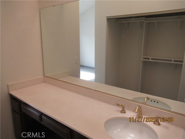 Detail Gallery Image 11 of 17 For 2220 E Chapman #51,  Fullerton,  CA 92831 - 2 Beds | 1/1 Baths