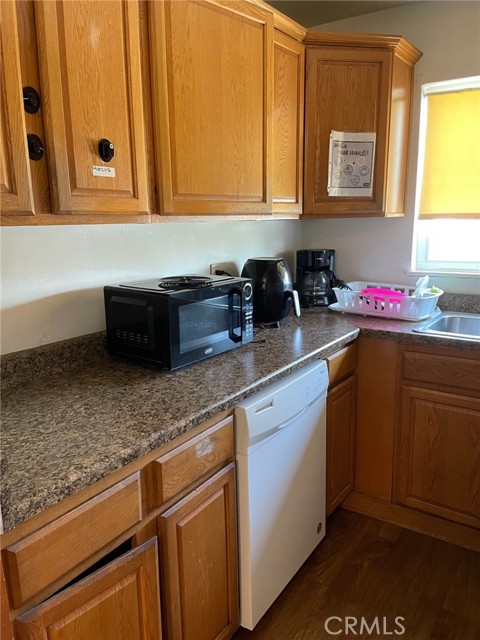 2717 Lee Drive, Bakersfield, CA, 93304 2717 Lee Drive, Bakersfield, CA, 93304